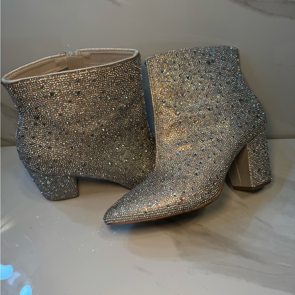 Torrid Betsey Johnson boots